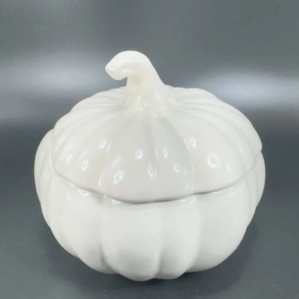 Home Interiors Stoneware Ceramic Pumpkin Shape Canister Cookie‎ Jar Container
